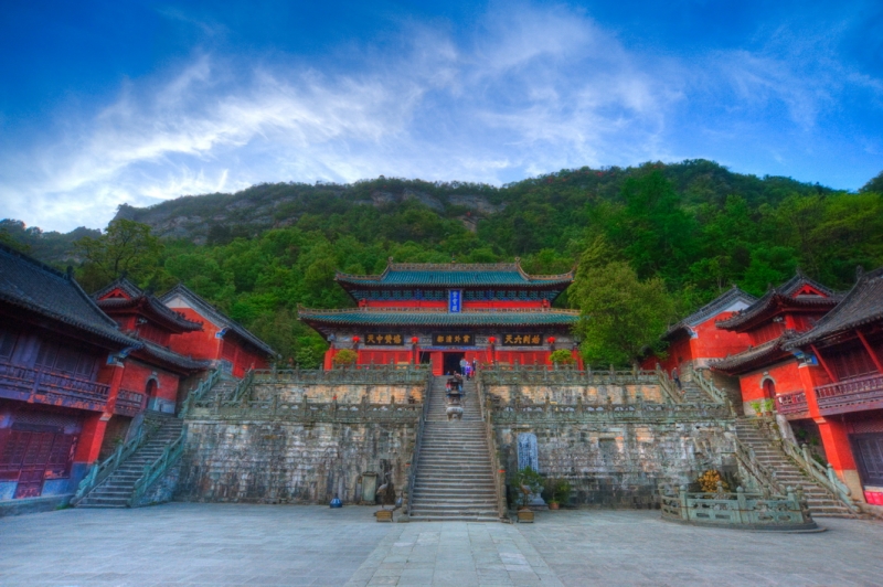 DSC_9519_tonemapped-2.jpg